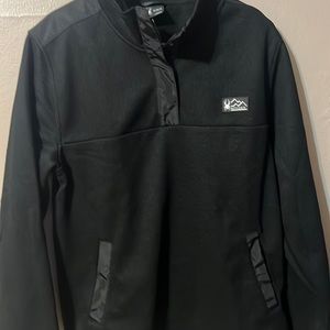 Spyder men’s  medium black pull over  1/4 snap shirt